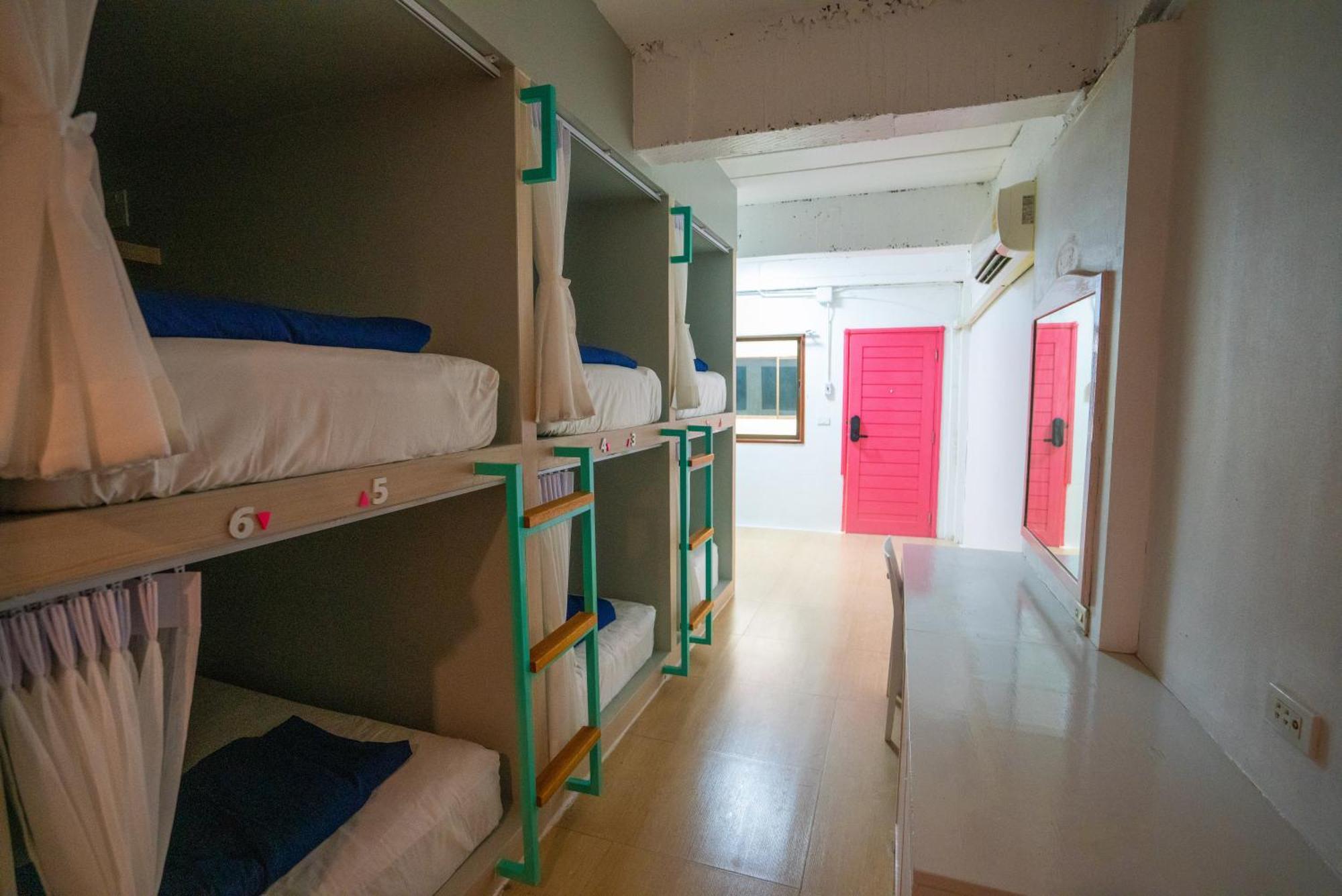 Base Party Hostel Ao Nang Dış mekan fotoğraf