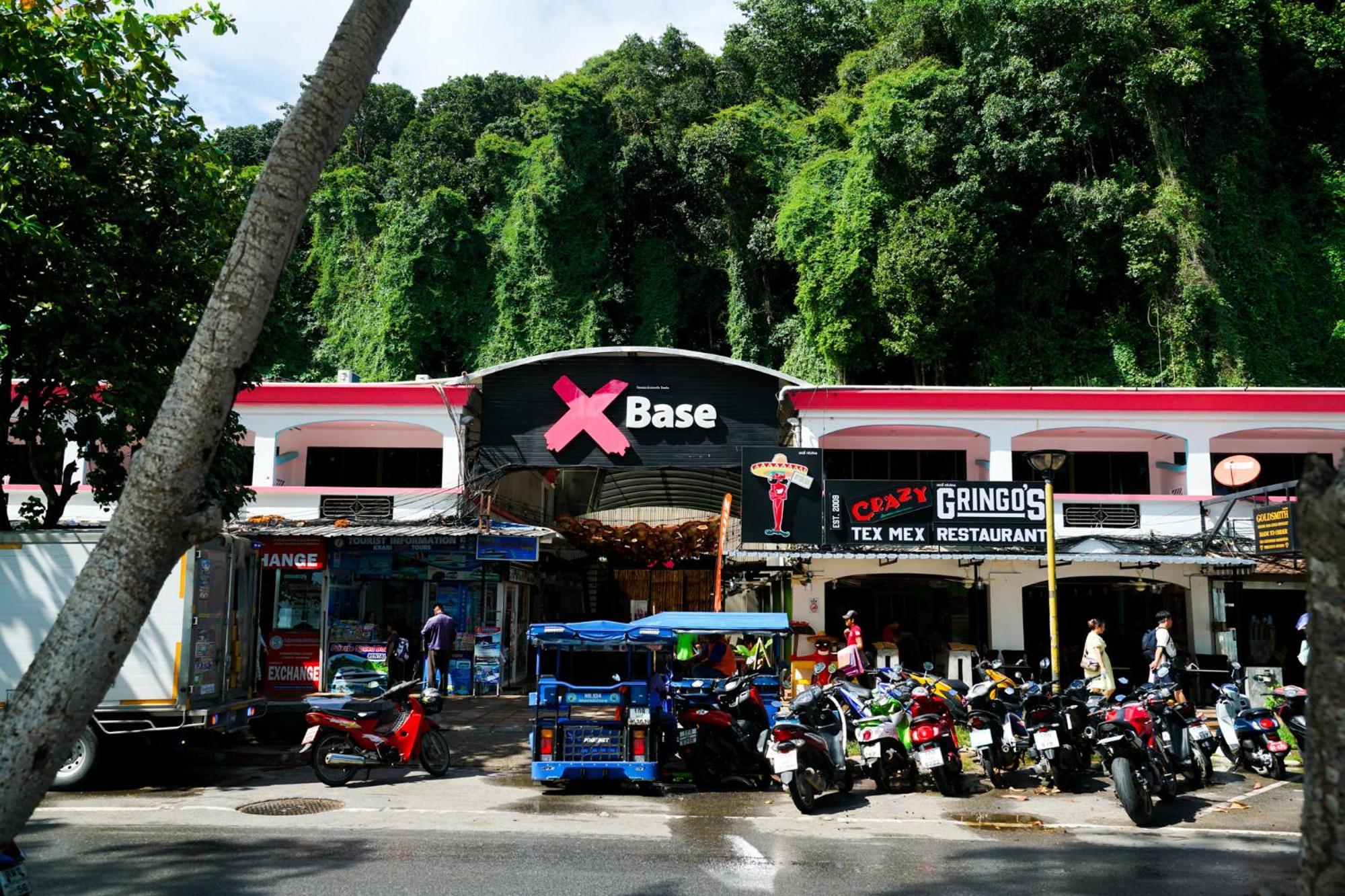 Base Party Hostel Ao Nang Dış mekan fotoğraf