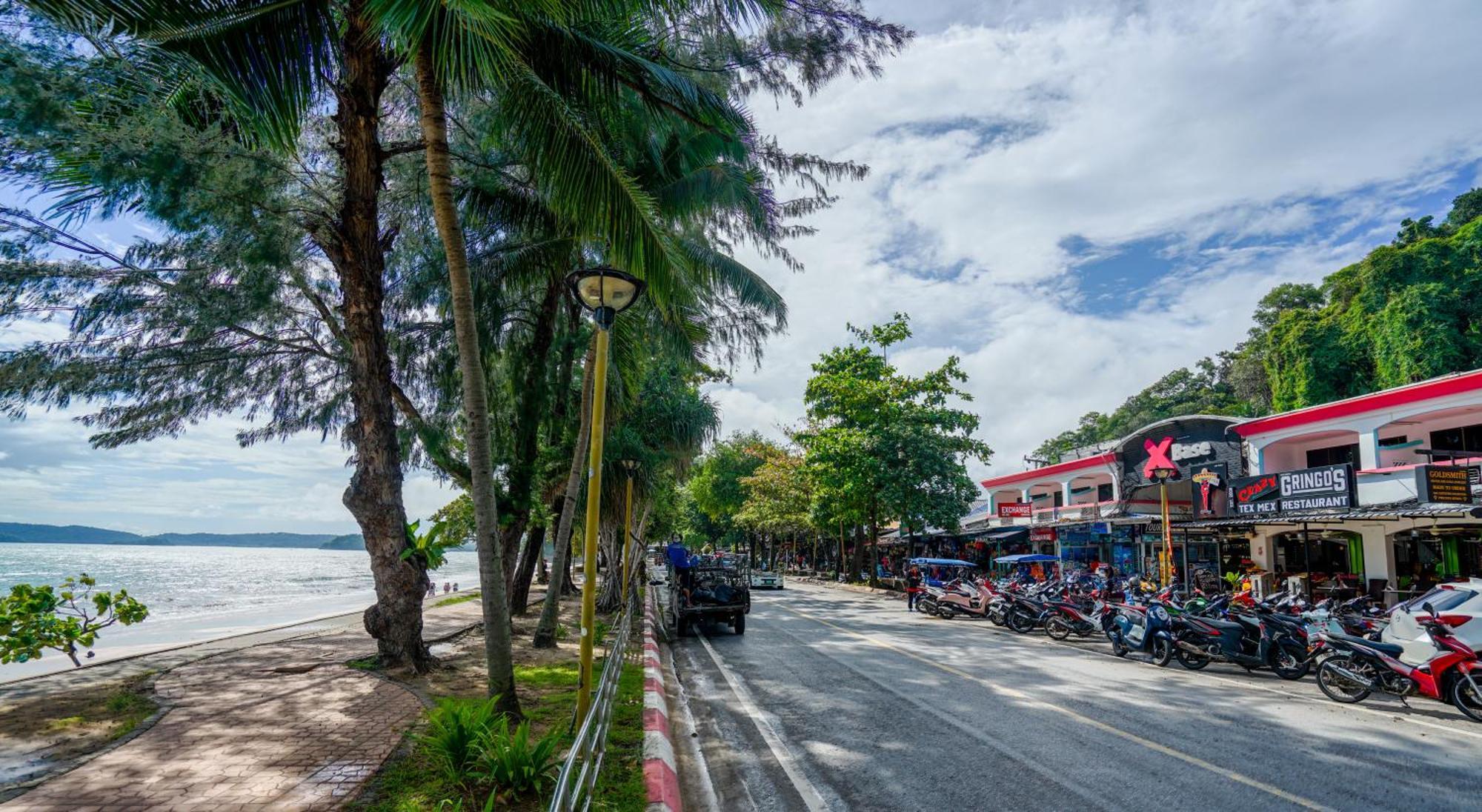 Base Party Hostel Ao Nang Dış mekan fotoğraf